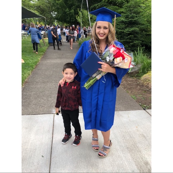 Meet your Posher, Dakota - Picture 6 of 8